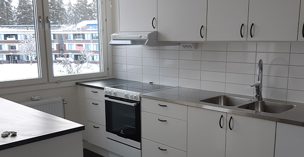 Nyrenoverat kök från en av lägenheterna i Kantarellen.